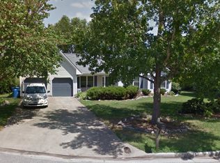 704 Deer Ridge Ct, Chesapeake, VA 23322