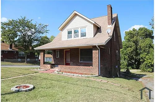 2525 Hord Ave Photo 1