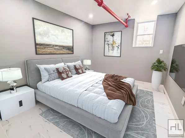 875 43rd Street image 2 of 4
