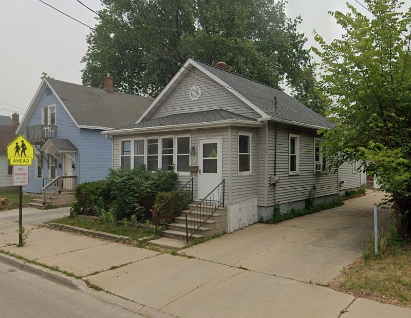 1st image of 606 N Baird St