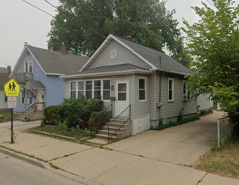 606 N Baird St
