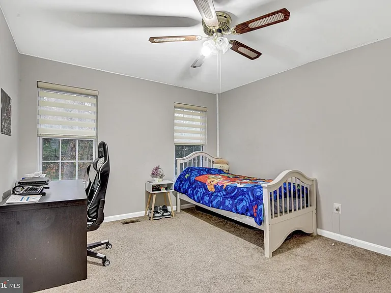 320 Kalorama Rd — Photo 19
