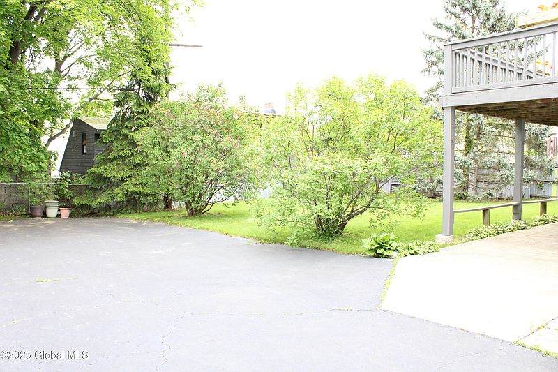 5th image of 847 3rd Street