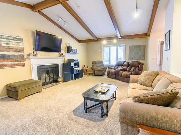 2nd image of 7613 Pickett Ln