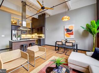 1228 Arch St #2B, Philadelphia, PA