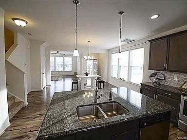 4th image of 8039 Ellendale Dr