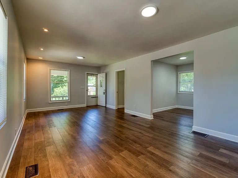 8241 Riley St — Photo 7