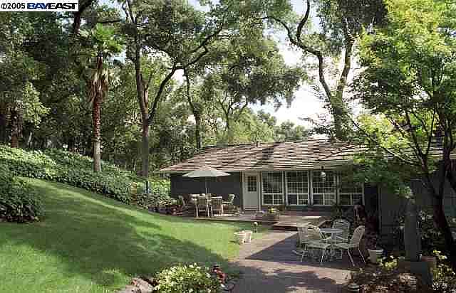 1st image of 71 Castlewood Dr