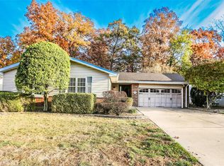 3005 Kell Ln, Saint Louis, MO 63129