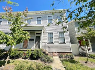 610 E Henry St, Savannah, GA 31401