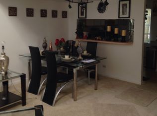 274 Half Moon Cir, Aurora, IL 60504