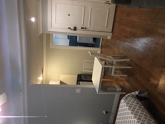 Rented by Keller Williams NYC | media 19