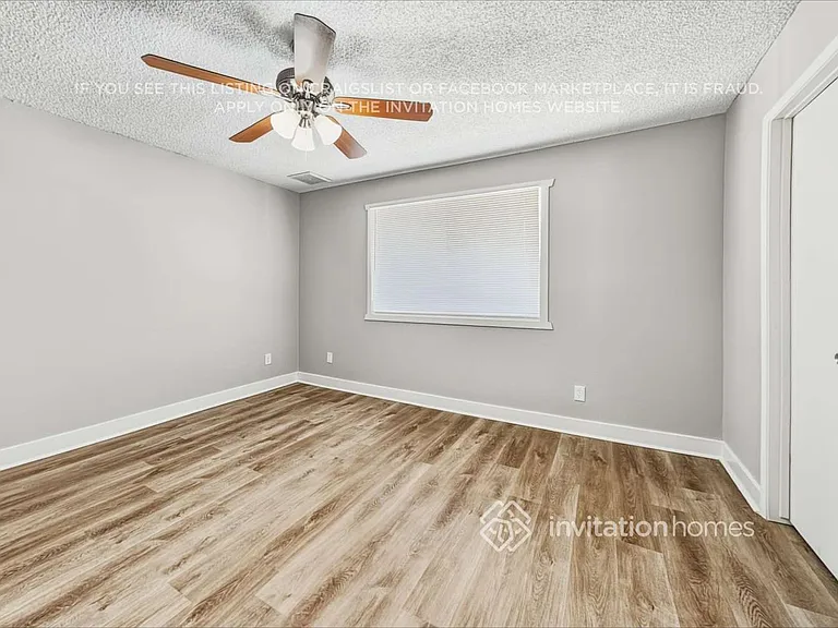 11219 N 41st Ave — Photo 11