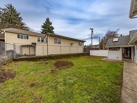 2nd image of 4100 NE 50th Ave