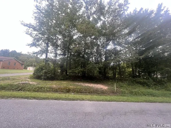 21H-1 Crescent Rd #2, Emporia, VA 23847