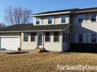 701 Parkridge Pl, Onalaska, WI 54650