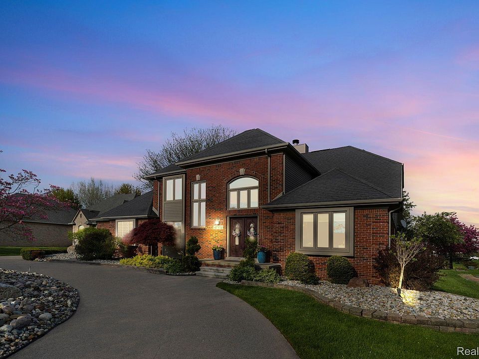 1st image of 47352 Dove Ct