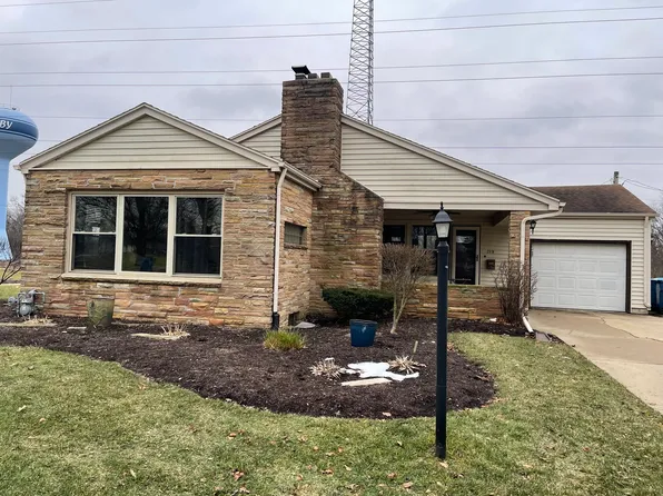 219 W 3rd St, Oglesby, IL 61348