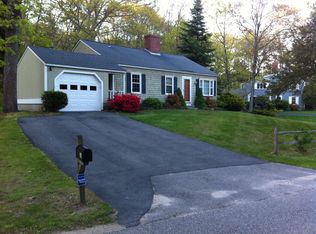 22 Broad Cove Rd, Cape Elizabeth, ME 04107