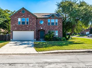 9238 Shadystone Dr, San Antonio, TX 78254