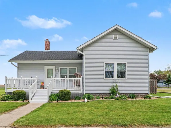 401 North St, Wheeler, IN 46393