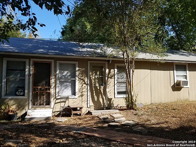 1st image of 1015 W Mistletoe Ave #3