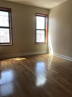 Rented by Click View Realty LLC | media 15