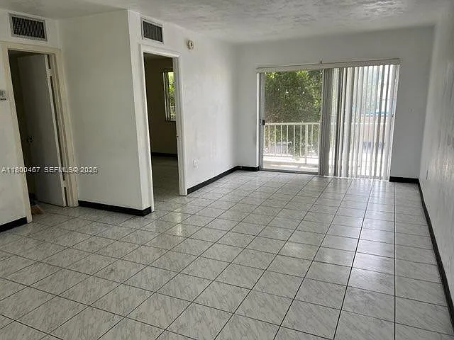 7125 Dickens Ave #4 — Photo 7