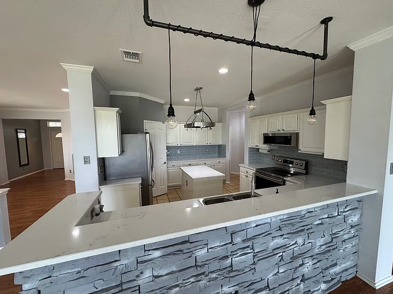 22407 Madison Park — Photo 16