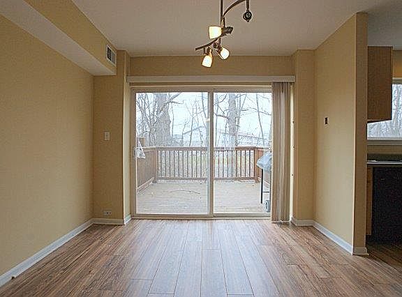 3rd image of 641 Diamond Pointe Dr