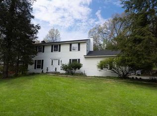 44 Scenic Dr, Poughkeepsie, NY 12603