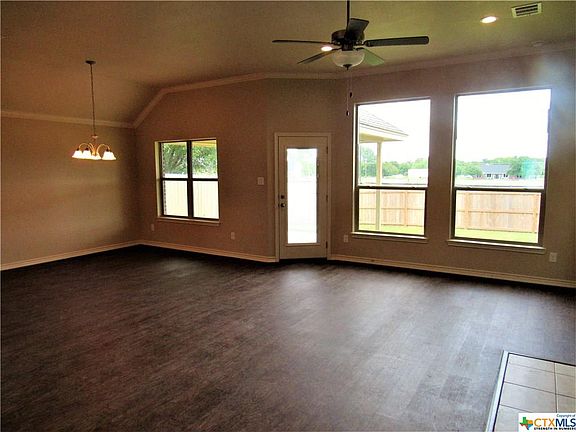 4th image of 2917 Crystal Ann Dr