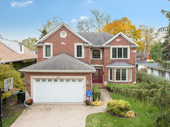 2139 Center St, Northbrook, IL 60062