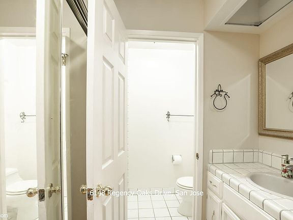 4th image of 6148 Regency Oaks Dr