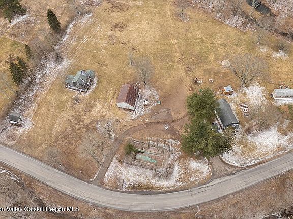 2nd image of 200 & 212 Co Rd 40