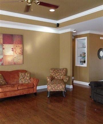 5th image of 260 Peppers Mill Dr