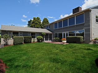 12211 7th Ave NW, Seattle, WA 98177