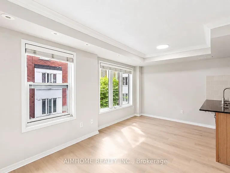 29 Frances Loring Ln #6 — Photo 4