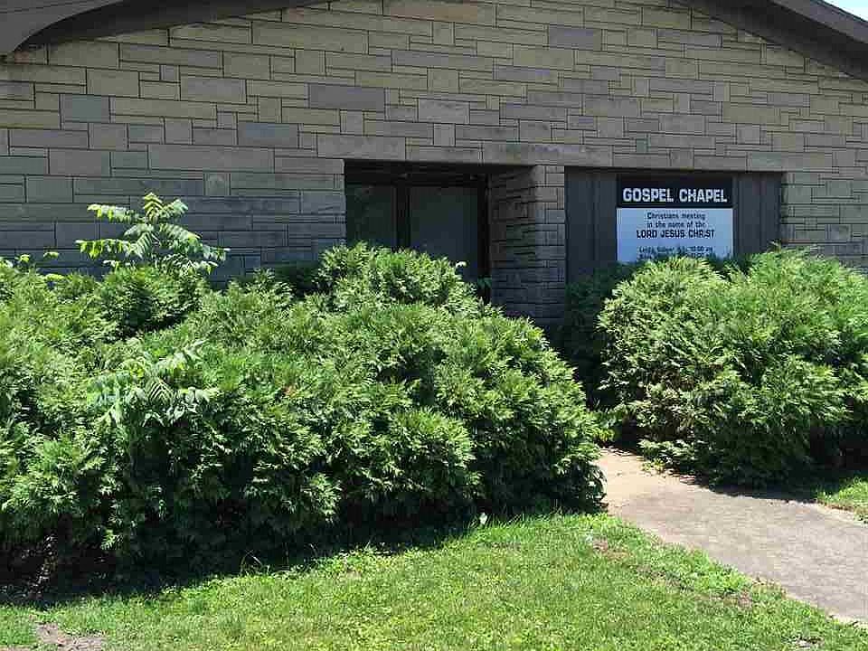 1st image of 321 Cliff Dr