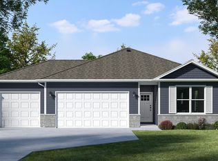 104 Boeing Trl, Poplar Grove, IL 61065