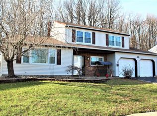 21 Stratford Cir, Edison, NJ 08820