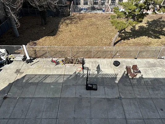 Rented by Highline Residential | media 22