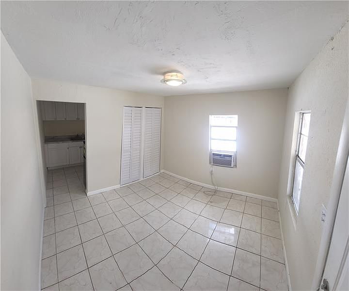 2nd image of 2810 NW 51st St #B