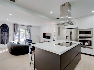 Dixie Manor, Miami, FL 33161