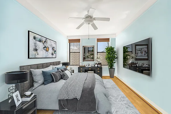 Sold by Bohemia Realty Group | media 8