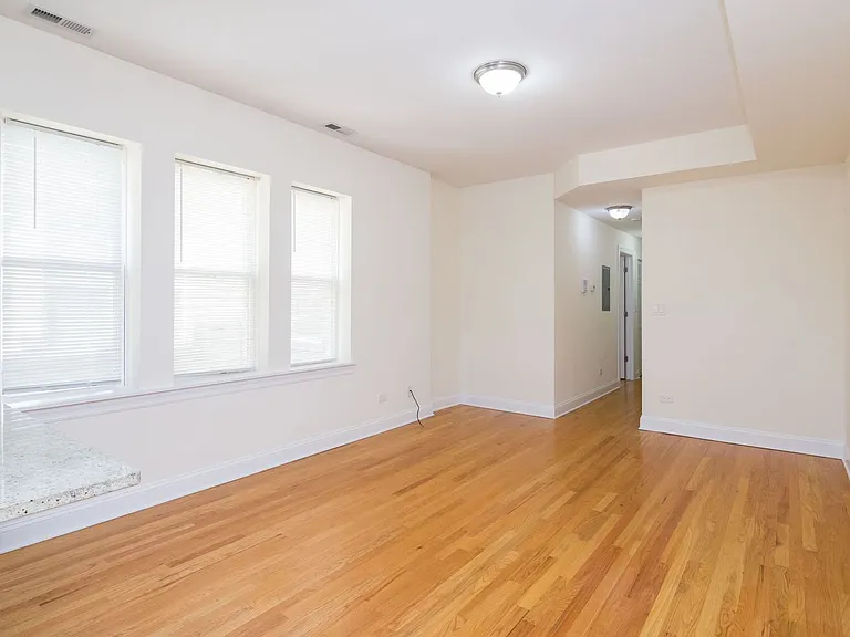Arthur Apartments — Photo 9