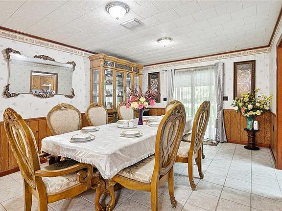 5th image of 15086 Thompson Rd