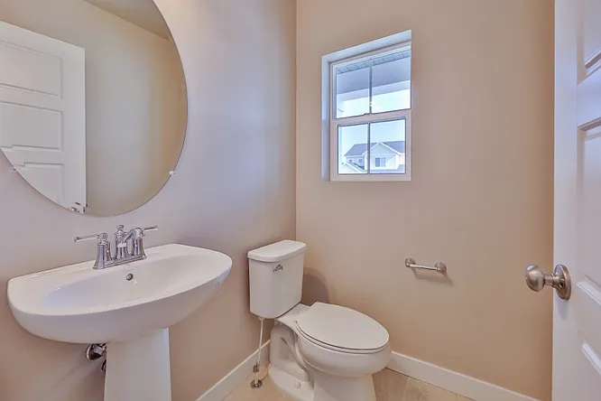 1062 W Osprey Dr — Photo 8