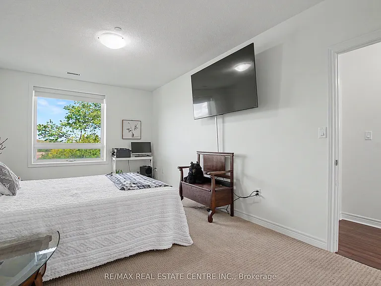 33 Whitmer St #418 — Photo 19