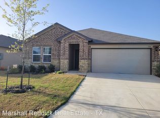 924 Armadillo Dr, Seguin, TX 78155